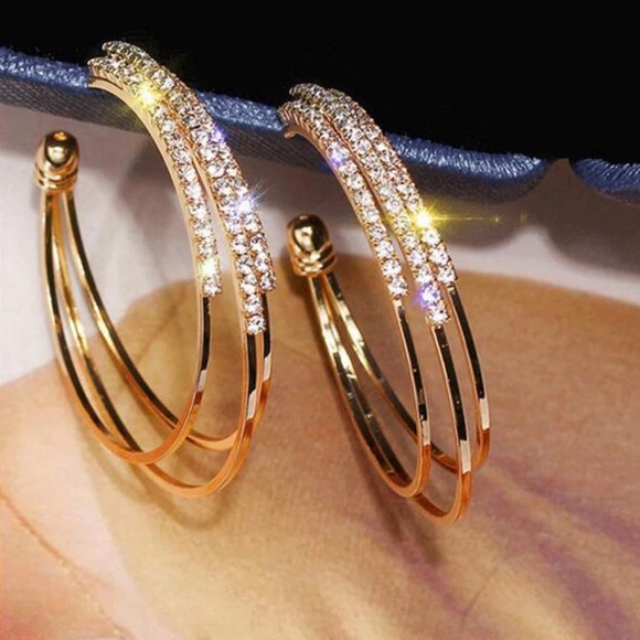 New 18k Gold Luxury Diamond Hoop Earrings - Picture 2 of 6